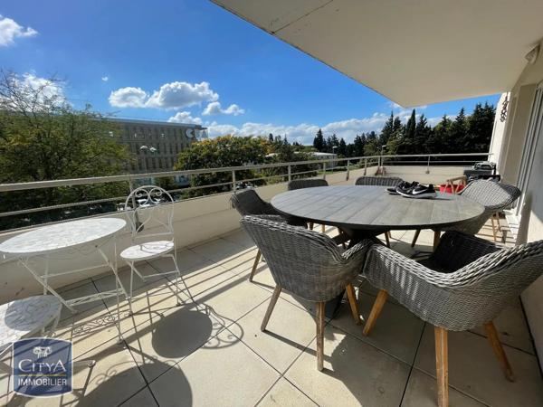 Appartement à louer 4 pièces 86.67m² Avignon (84140)