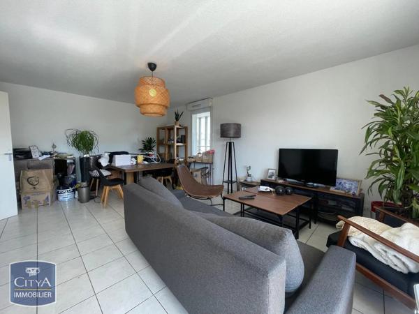 Appartement à louer 4 pièces 86.67m² Avignon (84140)