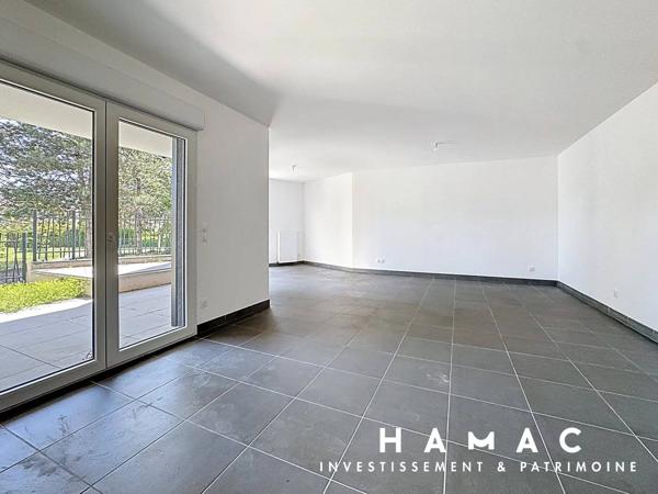 T4 - 107m2 - Rez-de-jardin - Proche des commodités -