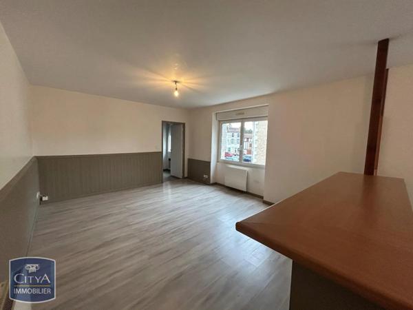 Appartement à louer 3 pièces 82m²