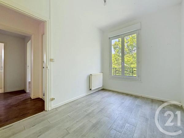 Appartement F3 à vendre  3 pièces - 68 m 2   TROYES  - 10