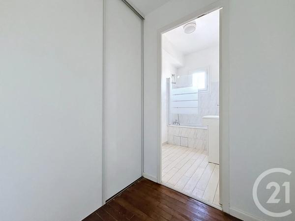 Appartement F3 à vendre  3 pièces - 68 m 2   TROYES  - 10
