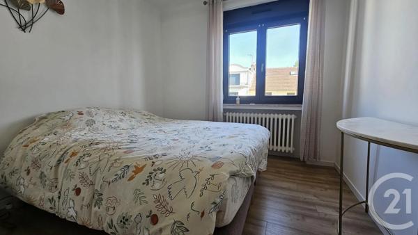Appartement F5 à vendre  5 pièces - 80,60 m 2   LONGEVILLE LES METZ  - 57