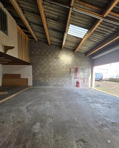 Parking à SABLES D OLONNE, 85180 - 82m²