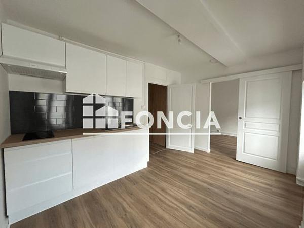 Location Appartement 2 pièces 26.26 m² - 14 BIS RUE DU TEMPLE La Rochelle 17000