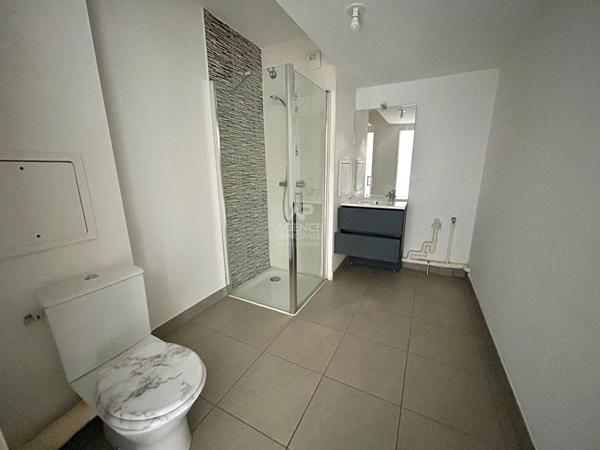 Poissy Appartement Studio 24m2 avec balcon €159 000 ** - Référence 9132