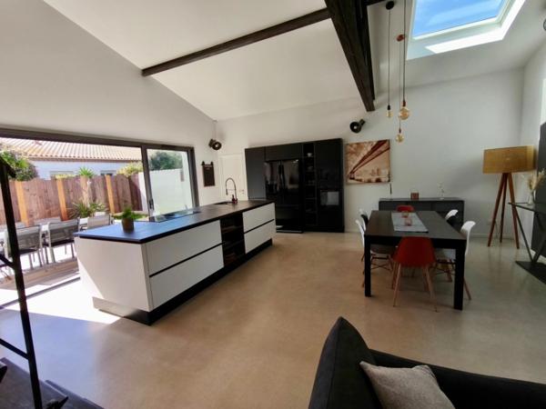 Maison à vendre 5 pièces PEROLS (34)