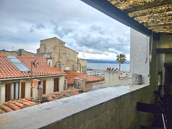 Appartement de 62m2 rénové + projet d'agrandissement de 28m2 validé à 2 pas du vieux port