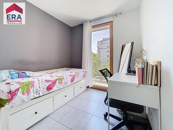 A LOUER VIDE - 4 PIECES - 74 M² AVEC BALCON - RESIDENCE 2019