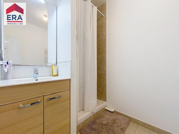 A LOUER VIDE - 4 PIECES - 74 M² AVEC BALCON - RESIDENCE 2019