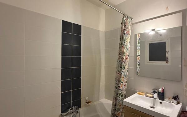 Appartement à louer    2 pièces • 67 m2 Tours