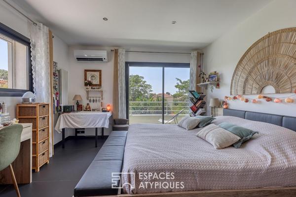 Duplex avec piscine entre plage et port
