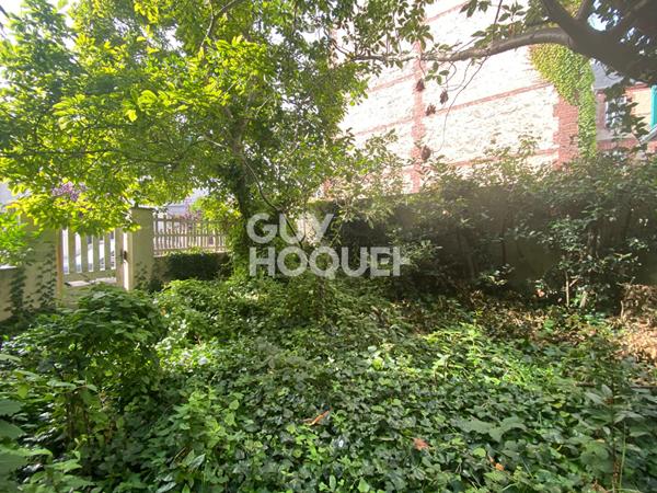 PROCHE PLACE MORNY - Appartement 3 pièces 57m2 - JARDIN.