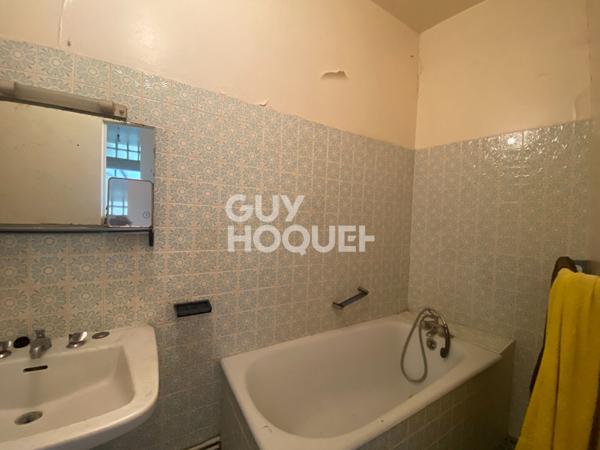 PROCHE PLACE MORNY - Appartement 3 pièces 57m2 - JARDIN.