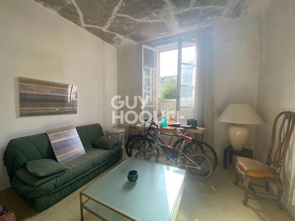 PROCHE PLACE MORNY - Appartement 3 pièces 57m2 - JARDIN.