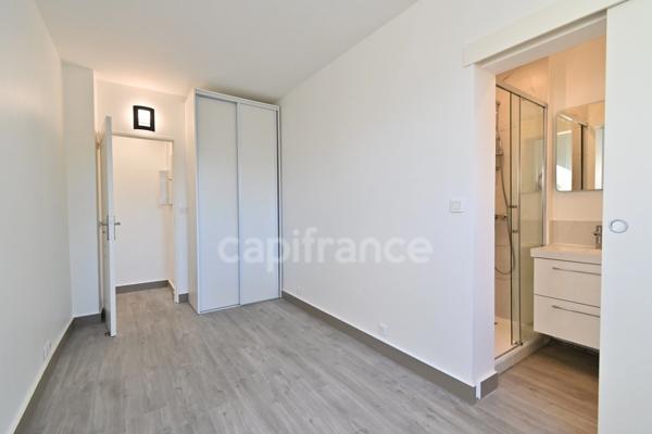 Dpt Yvelines (78), à vendre MAISONS LAFFITTE appartement T4 de 100 m²