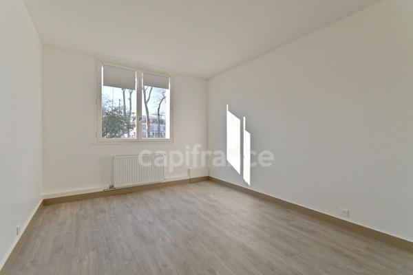 Dpt Yvelines (78), à vendre MAISONS LAFFITTE appartement T4 de 100 m²