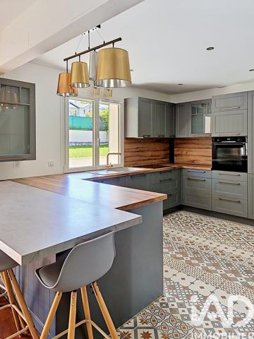 Maison à vendre 5 pièces 123 m² La Roche-sur-Foron