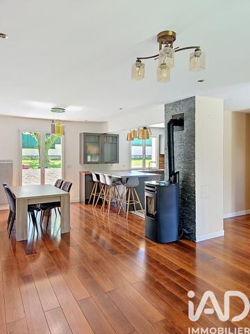 Maison à vendre 5 pièces 123 m² La Roche-sur-Foron