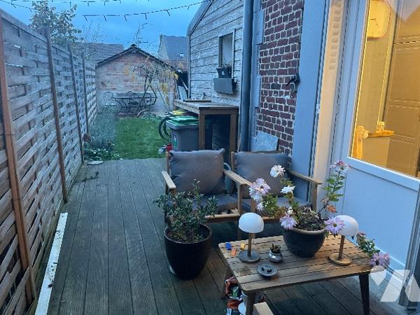 SOISSONS - Quartier LAMARTINE - Maison d'environ 117m² habitable avec terrasse et petit jardin.