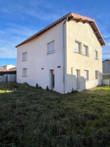 Maison Ennezat avec jardin