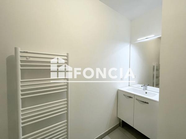 Location Appartement 3 pièces 63.3 m² - AVENUE DE LA LIBERATION Lormont 33310