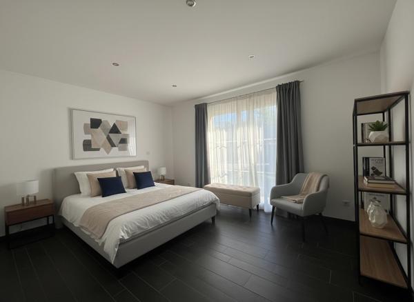 À vendre - Maison contemporaine, 6 pièces située à Saint-Cyr-sur-Loire (37540)