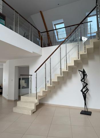 À vendre - Maison contemporaine, 6 pièces située à Saint-Cyr-sur-Loire (37540)