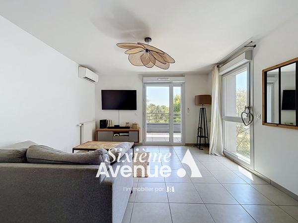 Appartement 4 pièces 77.12 m2