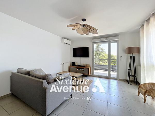 Appartement 4 pièces 77.12 m2