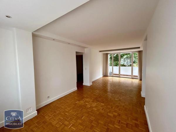 Appartement à louer 4 pièces 67.68m² Le Raincy (93340)