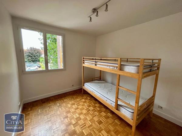 Appartement à louer 4 pièces 67.68m² Le Raincy (93340)