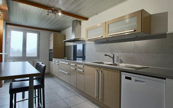 Appartement à vendre    5 pièces • 102 m2 Oullins