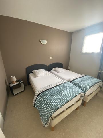 APPARTEMENT T2 AVEC TERRASSE ET PARKING AU PORT DE ROCHEFORT