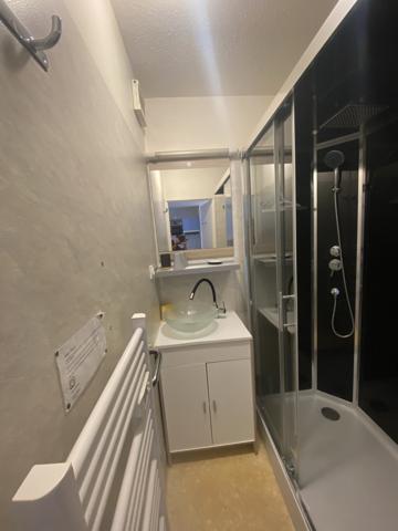 APPARTEMENT T2 AVEC TERRASSE ET PARKING AU PORT DE ROCHEFORT