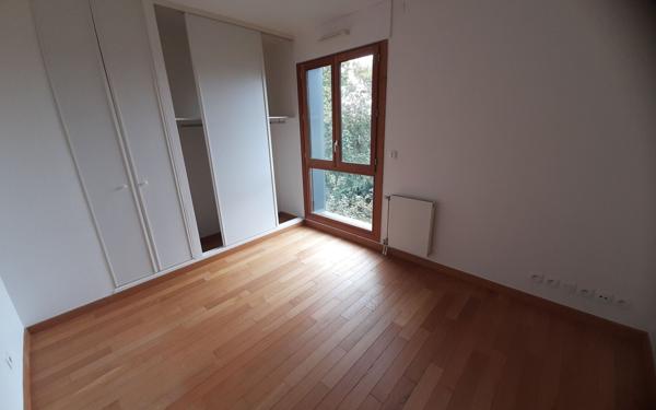 Appartement à louer    4 pièces • 107 m2 Caen