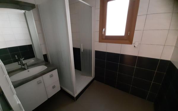 Appartement à louer    4 pièces • 107 m2 Caen