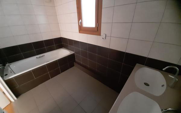 Appartement à louer    4 pièces • 107 m2 Caen