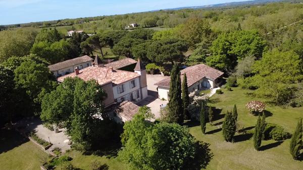 Demeure de prestige avec vignes