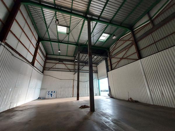 Local commercial Challans 600 m2 , Challans