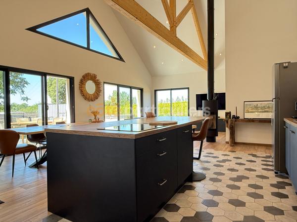 Vente
                Maison110 m² - 5 Pièces -
                    BAZOUGERS (53170)