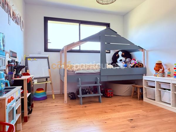 Vente
                Maison110 m² - 5 Pièces -
                    BAZOUGERS (53170)