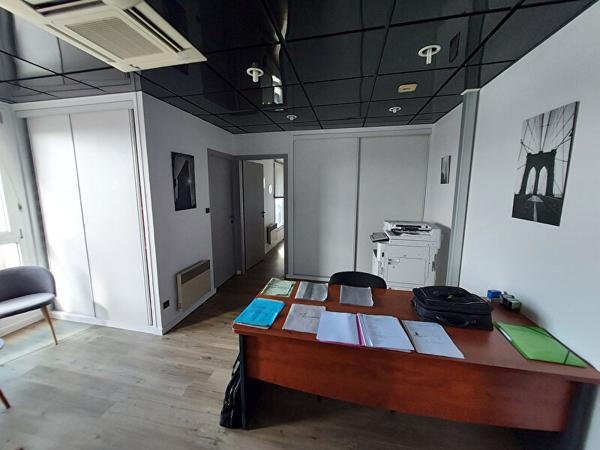 Bureaux La Roche Sur Yon 4 pièce(s) 50.75 m2 , La roche sur yon