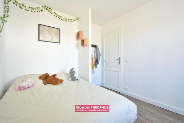 Maison proche Saint-Gilles-Croix-de-Vie 5 pièce(s) 136 m2 -