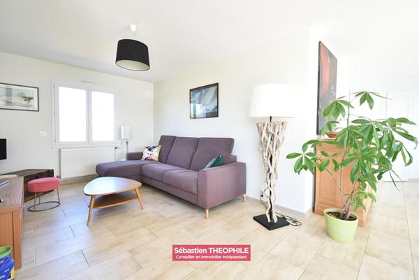 Maison proche Saint-Gilles-Croix-de-Vie 5 pièce(s) 136 m2 -