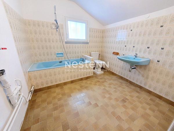 TRAPPES : Maison 2 pièces à louer avec bureau + cave et garage