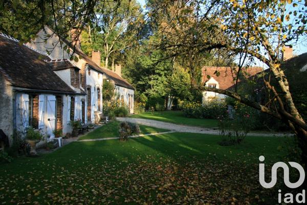 Domaine 10 pièces de 250 m² à Ferrières-en-Gâtinais (45210)