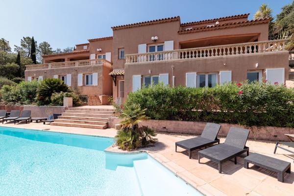 ENSEMBLE IMMOBILIER D'EXCEPTION – 2 VILLAS INDÉPENDANTES