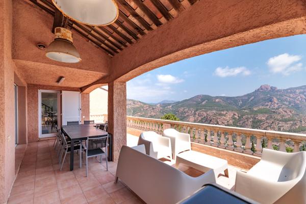 ENSEMBLE IMMOBILIER D'EXCEPTION – 2 VILLAS INDÉPENDANTES