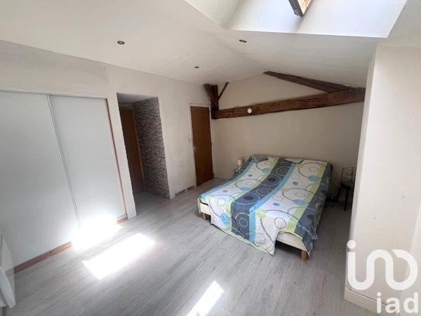 Maison à vendre 6 pièces 157 m² Terres-de-Haute-Charente